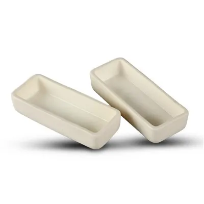 Oxid hlinitý kelímek loď